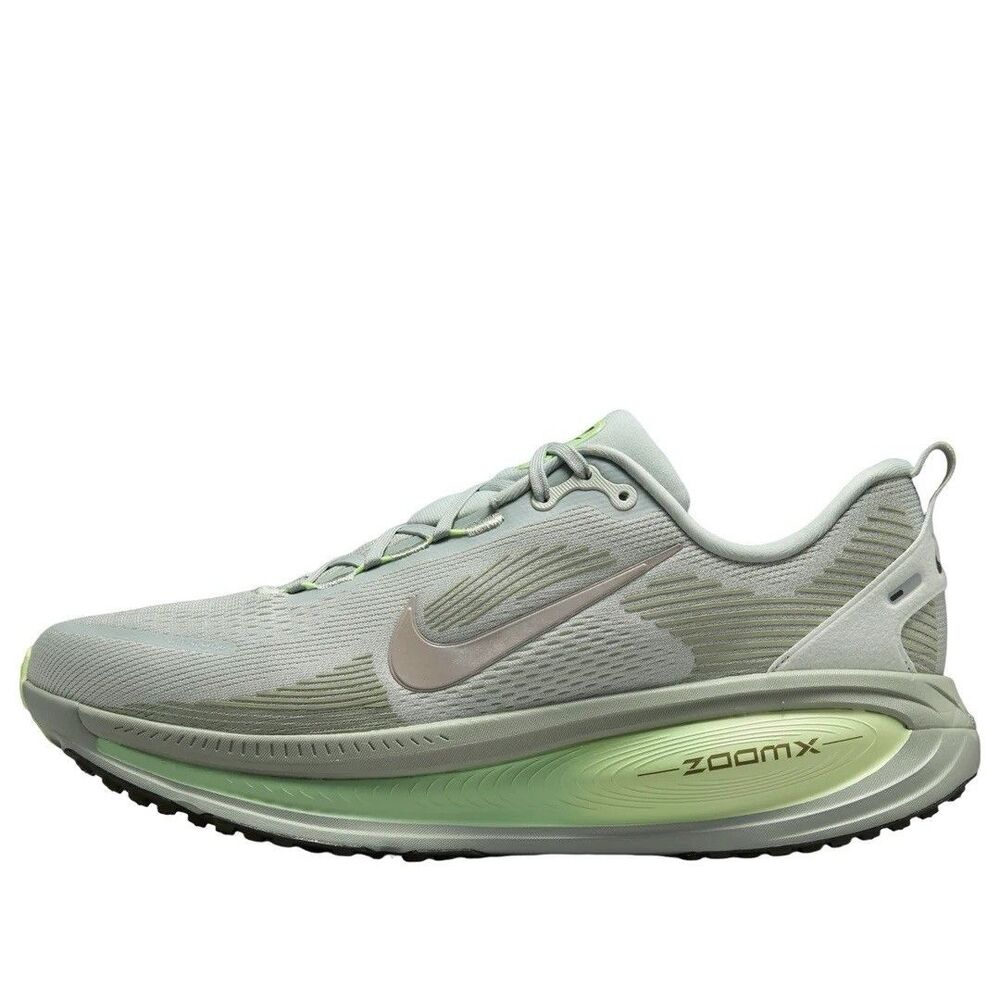 Size 12.5 Nike Vomero 18 Light Silver College Grey Mens HM6803-002
